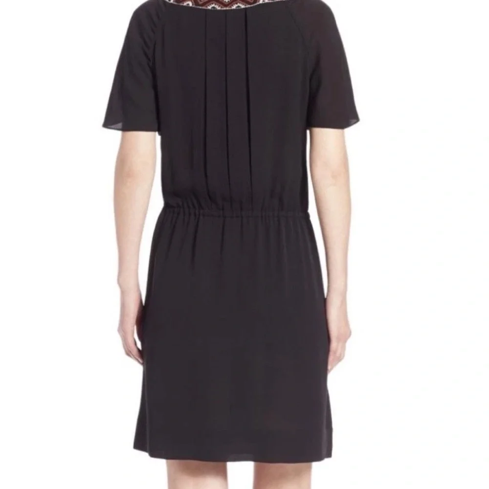 Tory Burch Black Silk Embroidered Boho Mini Dress Flutter Sleeve Sz 0. 30243